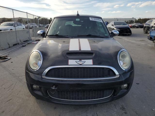 Photo 5 from auction – 2010 MINI COOPER S with VIN WMWMS3C56ATY51365