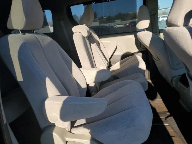 Photo 11 from auction – 2012 TOYOTA SIENNA LE with VIN 5TDKK3DC4CS262680