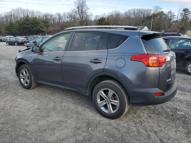 Photo 2 from auction – 2015 TOYOTA RAV4 XLE with VIN JTMRFREV8FJ020174