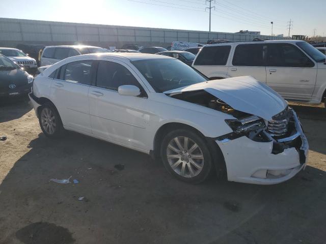 Photo 4 from auction – 2013 CHRYSLER 200 TOURIN with VIN 1C3CCBBG5DN703052