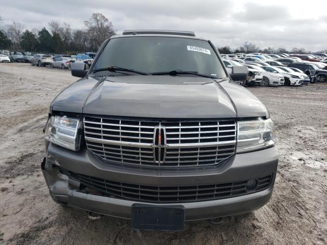 Photo 5 from auction – 2012 LINCOLN NAVIGATOR with VIN 5LMJJ2J53CEL07038