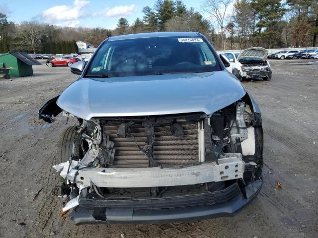 Photo 5 from auction – 2019 TOYOTA HIGHLANDER with VIN 5TDBZRFH6KS982875