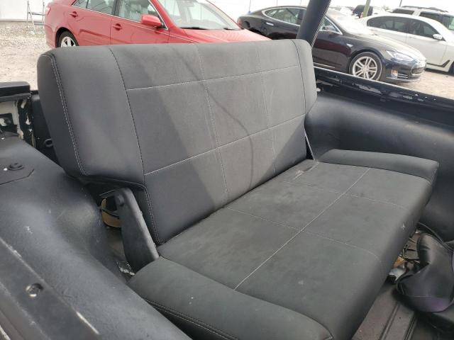 Photo 10 from auction – 2000 JEEP WRANGLER / with VIN 1J4FA49S2YP769082