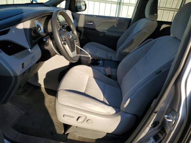 Photo 7 from auction – 2018 TOYOTA SIENNA LE with VIN 5TDKZ3DC1JS921789