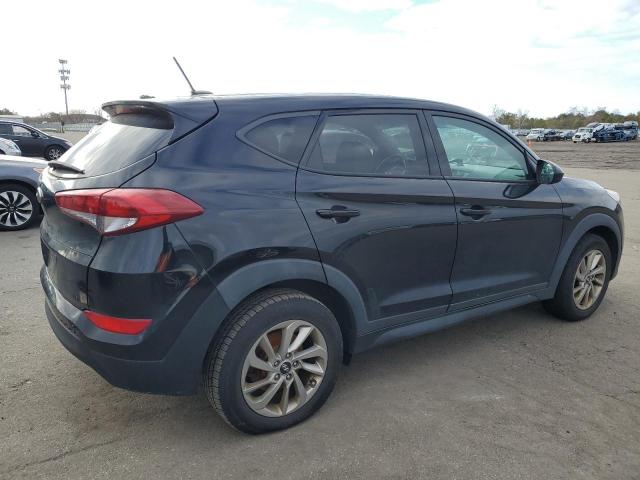 Photo 3 from auction – 2017 HYUNDAI TUCSON with VIN KM8J23A47HU403989