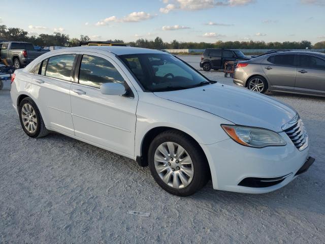 Photo 4 from auction – 2012 CHRYSLER 200 LX with VIN 1C3CCBAB7CN191332