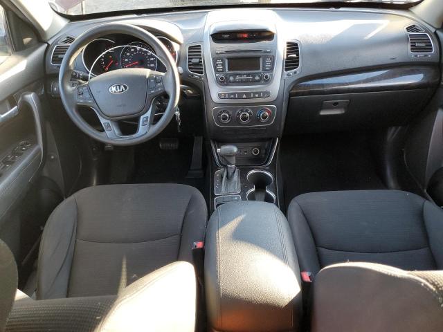 Photo 8 from auction – 2014 KIA SORENTO LX with VIN 5XYKTCA65EG464424