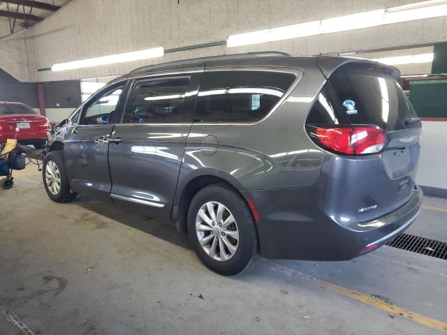 Photo 2 from auction – 2017 CHRYSLER PACIFICA T with VIN 2C4RC1BGXHR776975