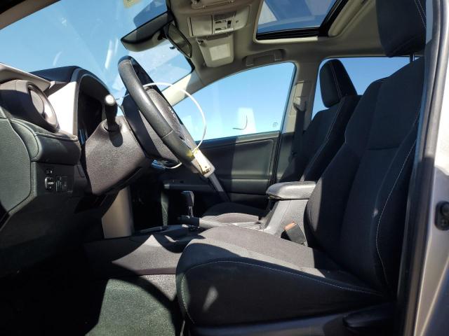 Photo 7 from auction – 2017 TOYOTA RAV4 XLE with VIN 2T3WFREV1HW404353