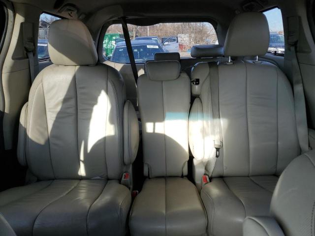 Photo 10 from auction – 2014 TOYOTA SIENNA XLE with VIN 5TDYK3DC7ES456262