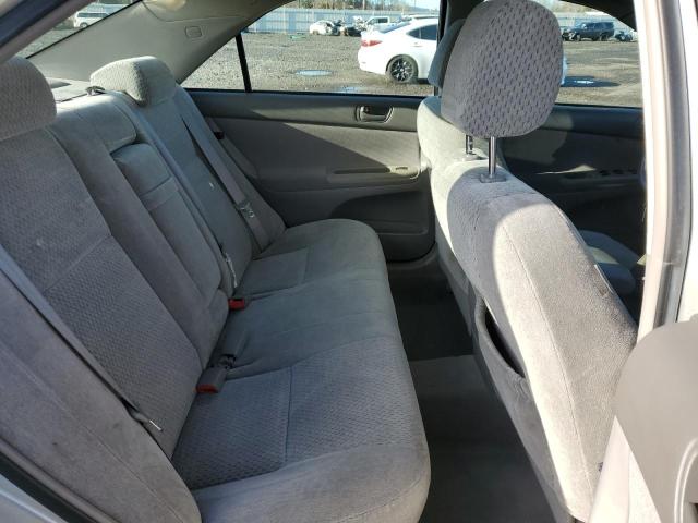 Photo 10 from auction – 2004 TOYOTA CAMRY LE with VIN 4T1BE30K04U795123
