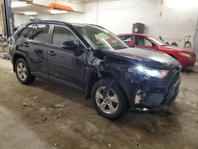 Photo 4 from auction – 2019 TOYOTA RAV4 XLE with VIN JTMP1RFV2KD513698