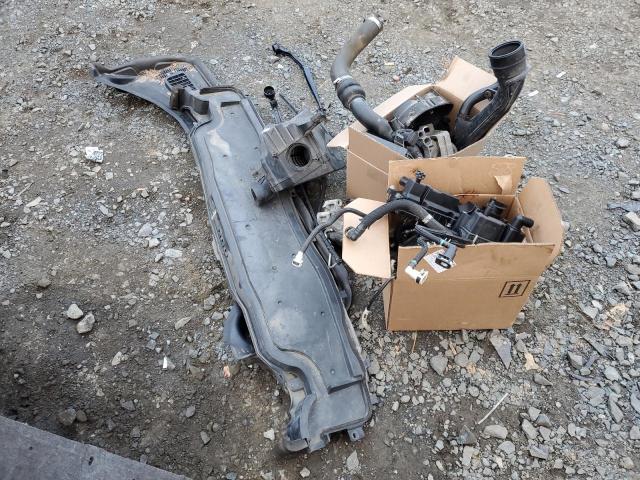 Photo 13 from auction – 2018 FORD ESCAPE SE with VIN 1FMCU9GD5JUB33485