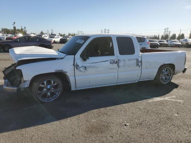 CHEVROLET SILVERADO 2001 with VIN 2GCEC19T011383914 - Photo from auction