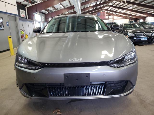 Photo 5 from auction – 2023 KIA EV6 LIGHT with VIN KNDC34LA4P5612358