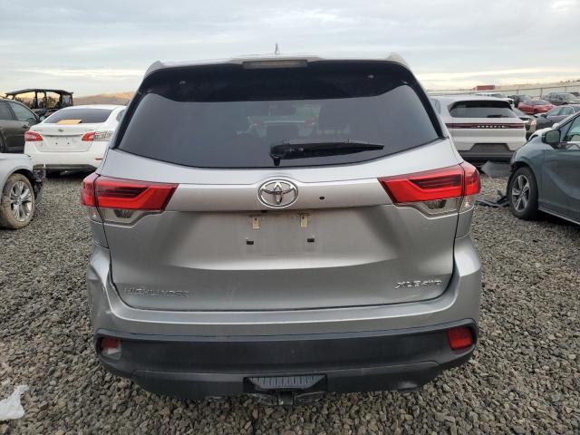 Photo 6 from auction – 2017 TOYOTA HIGHLANDER with VIN 5TDJZRFH6HS510664