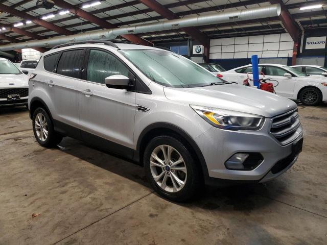 Photo 4 from auction – 2017 FORD ESCAPE SE with VIN 1FMCU9GD4HUB68223