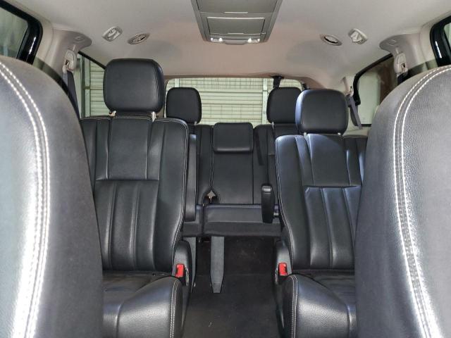 Photo 10 from auction – 2016 CHRYSLER TOWN & COU with VIN 2C4RC1BG1GR297441