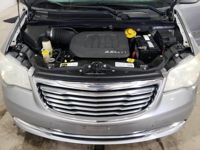 Photo 12 from auction – 2014 CHRYSLER TOWN & COU with VIN 2C4RC1BG3ER382908