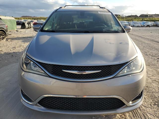 Photo 5 from auction – 2017 CHRYSLER PACIFICA T with VIN 2C4RC1BG1HR552056
