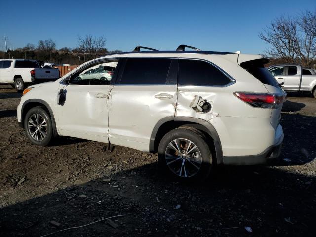 Photo 2 from auction – 2016 TOYOTA HIGHLANDER with VIN 5TDJKRFHXGS279562