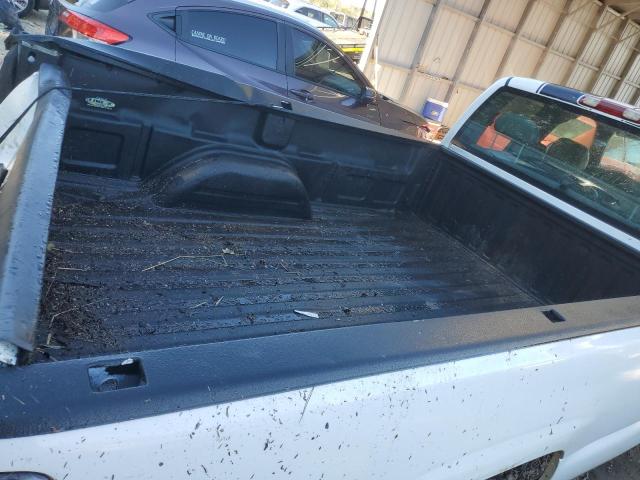 Photo 10 from auction – 2004 CHEVROLET SILVERADO with VIN 1GCEC19V14E167476