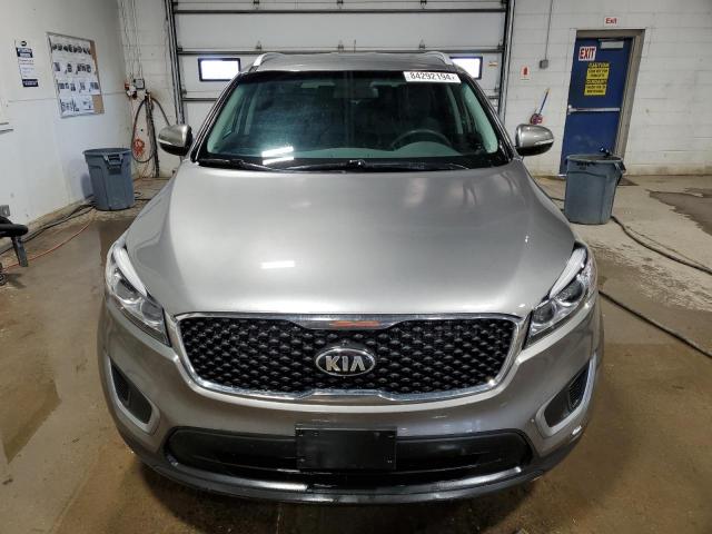 Photo 5 from auction – 2016 KIA SORENTO LX with VIN 5XYPGDA56GG178575