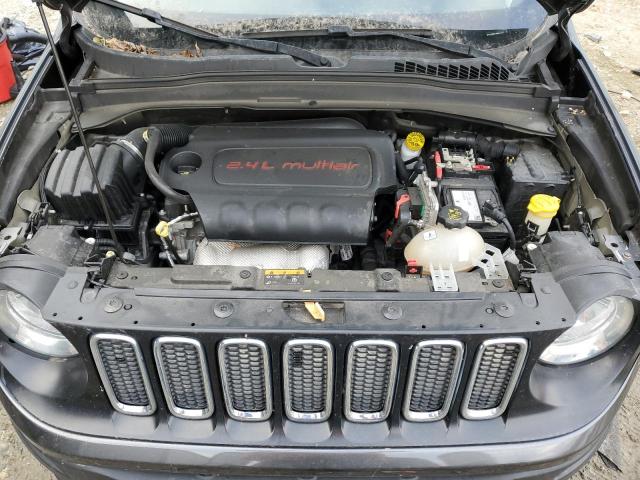 Photo 12 from auction – 2018 JEEP RENEGADE L with VIN ZACCJBBB3JPH61704