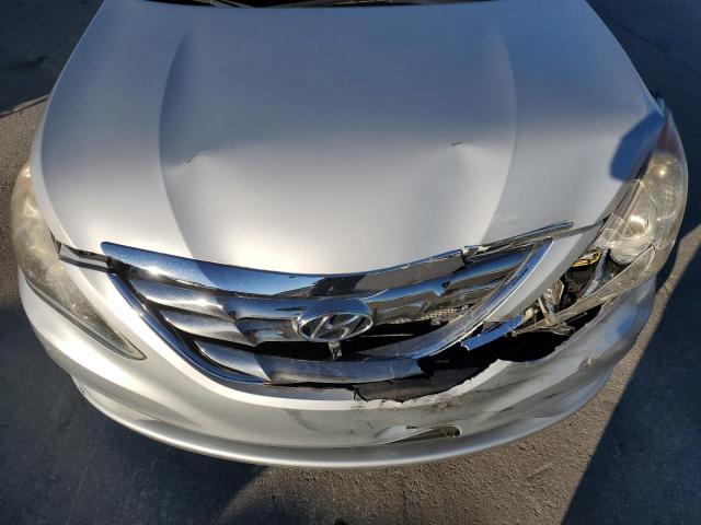 Photo 11 from auction – 2011 HYUNDAI SONATA SE with VIN 5NPEC4AC0BH105883