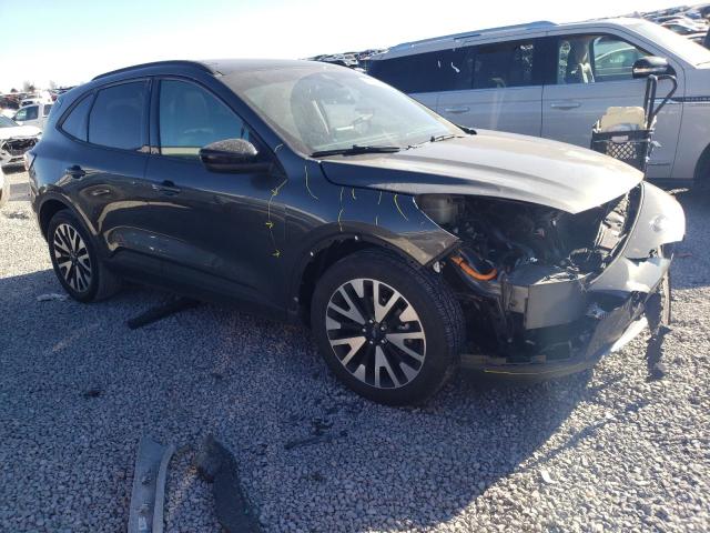 Photo 4 from auction – 2020 FORD ESCAPE SE with VIN 1FMCU0BZ6LUC47612