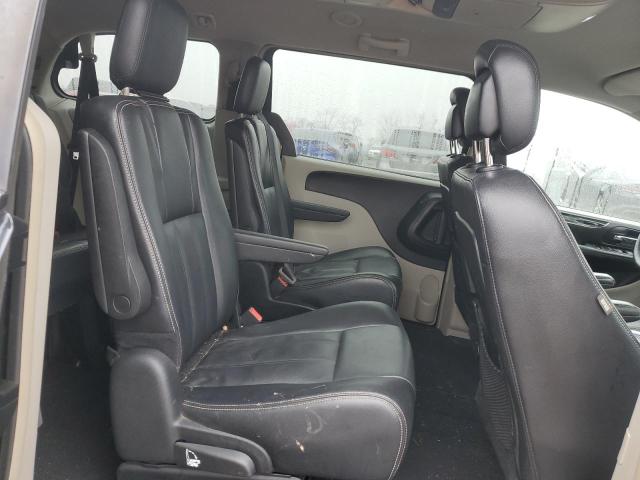 Photo 11 from auction – 2014 CHRYSLER TOWN & COU with VIN 2C4RC1BG9ER324396