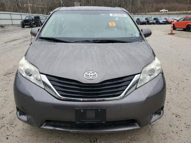 Photo 5 from auction – 2014 TOYOTA SIENNA LE with VIN 5TDJK3DC1ES074472
