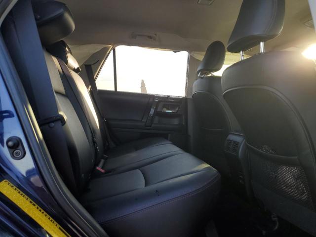 Photo 10 from auction – 2018 TOYOTA 4RUNNER SR with VIN JTEBU5JR2J5579659