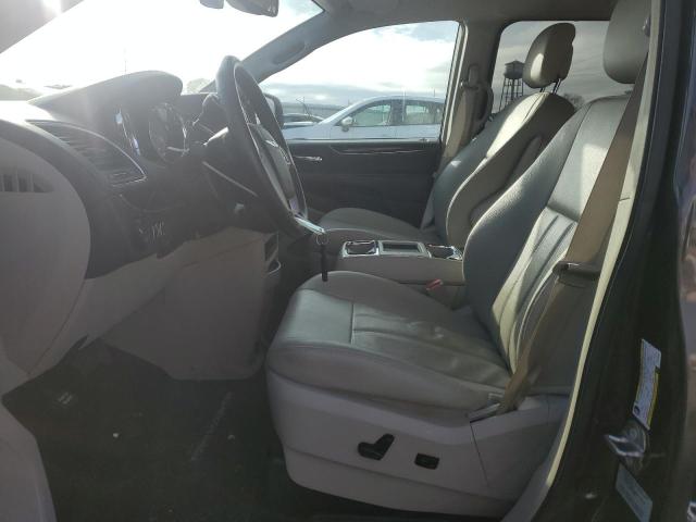 Photo 7 from auction – 2015 CHRYSLER TOWN & COU with VIN 2C4RC1CG8FR728208