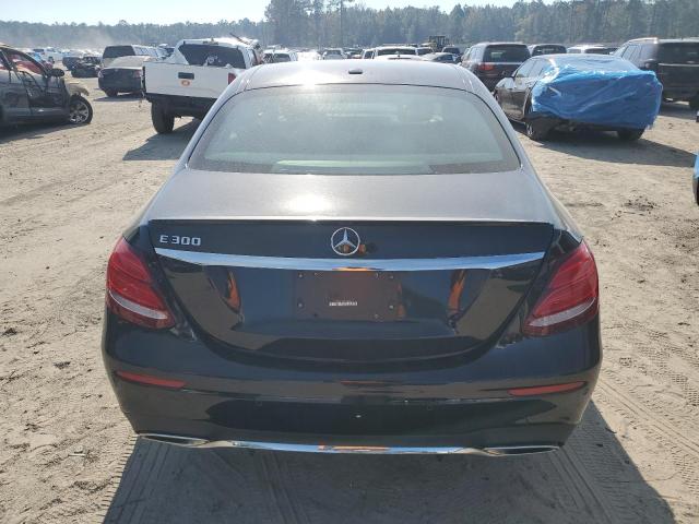 Photo 6 from auction – 2017 MERCEDES-BENZ E 300 with VIN WDDZF4JB9HA168910