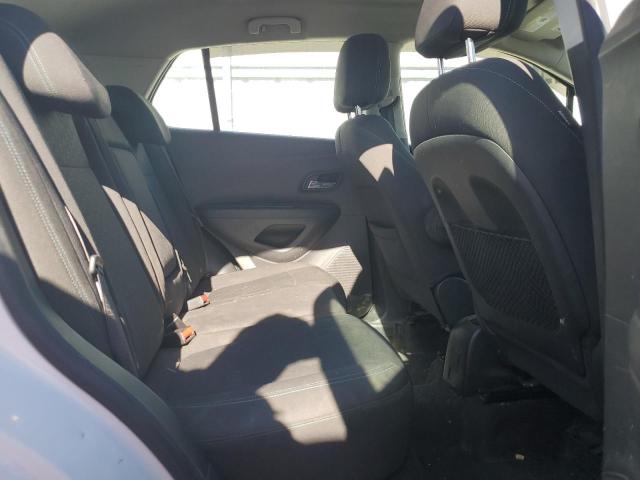 Photo 11 from auction – 2015 CHEVROLET TRAX LS with VIN KL7CJKSB3FB111625