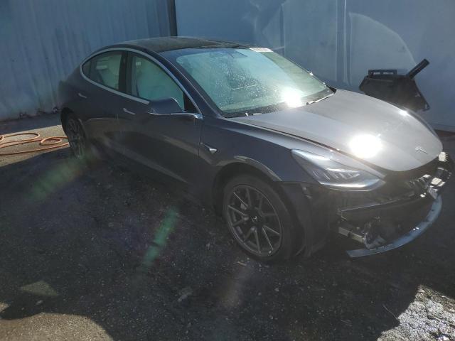 Photo 4 from auction – 2019 TESLA MODEL 3 with VIN 5YJ3E1EB4KF390829
