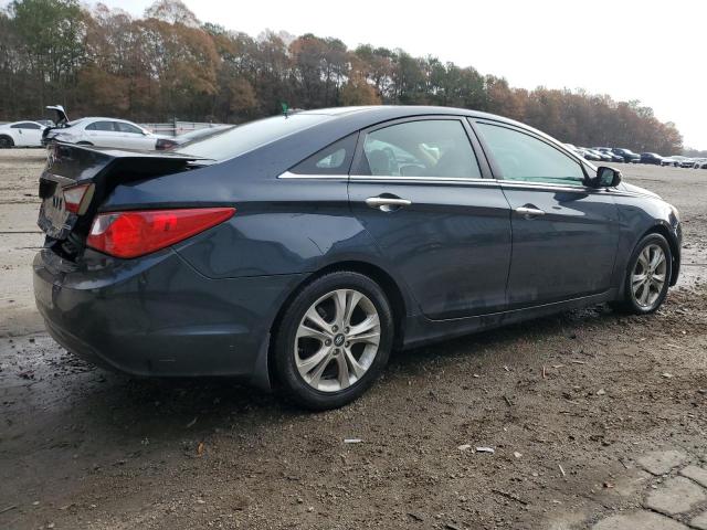 Photo 3 from auction – 2013 HYUNDAI SONATA SE with VIN 5NPEC4AC3DH587784