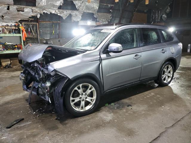 MITSUBISHI OUTLANDER 2015 with VIN JA4AZ3A32FZ011956 - Photo from auction