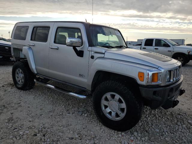 Photo 4 from auction – 2010 HUMMER H3 LUXURY with VIN 5GTMNJEE8A8122291