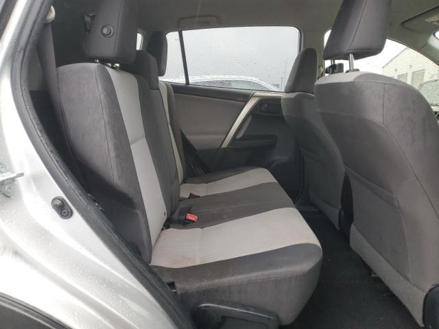 Photo 11 from auction – 2015 TOYOTA RAV4 LE with VIN JTMZFREV6FJ039466