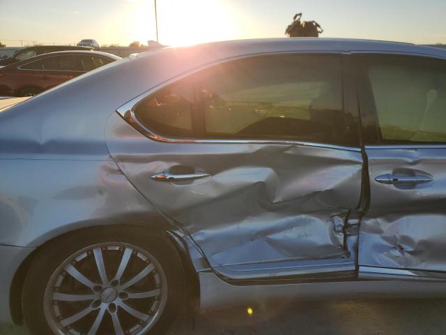 Photo 10 from auction – 2011 LEXUS LS 460 with VIN JTHBL5EF7B5104399