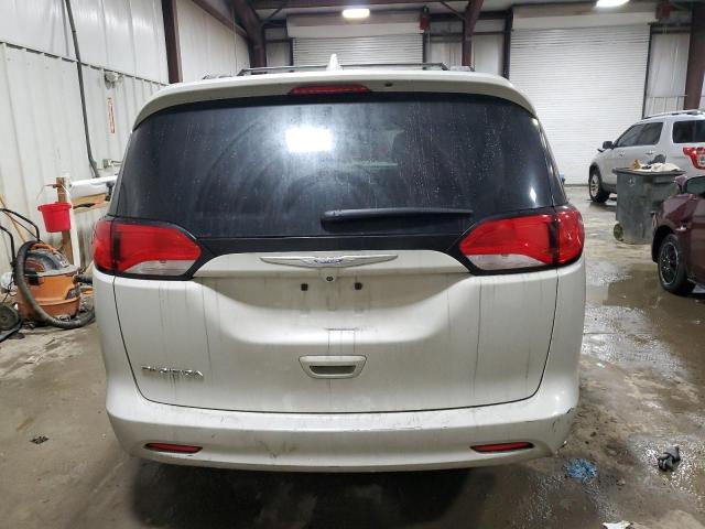 Photo 6 from auction – 2017 CHRYSLER PACIFICA T with VIN 2C4RC1DG4HR654349