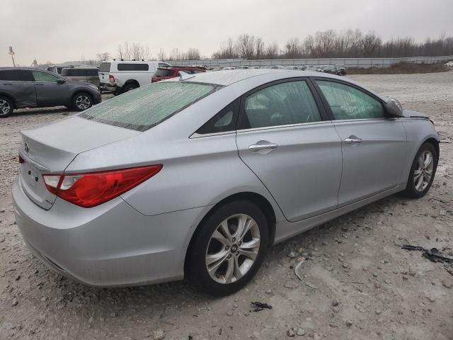 Photo 3 from auction – 2011 HYUNDAI SONATA SE with VIN 5NPEC4AC4BH001381