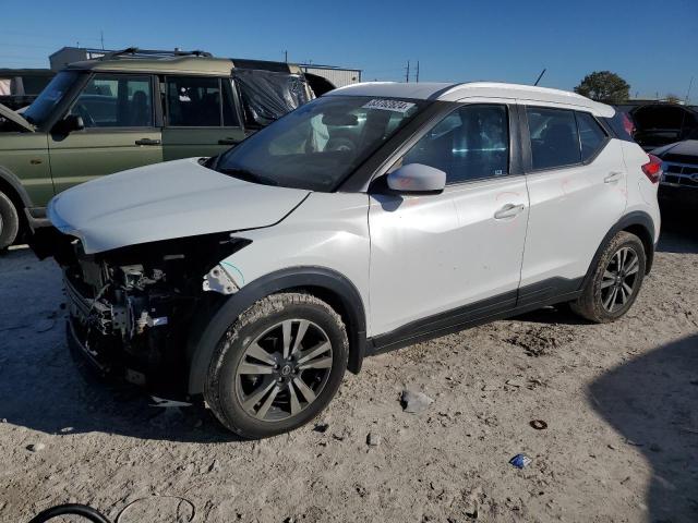 NISSAN KICKS S 2019 with VIN 3N1CP5CU3KL525180 - Photo from auction