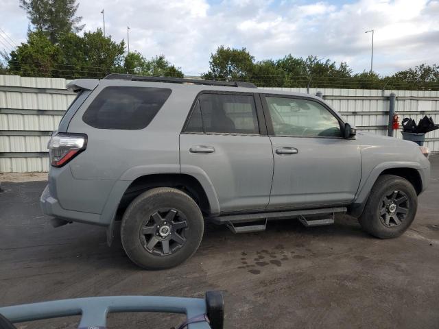 Photo 3 from auction – 2021 TOYOTA 4RUNNER SR with VIN JTEBU5JR7M5857766