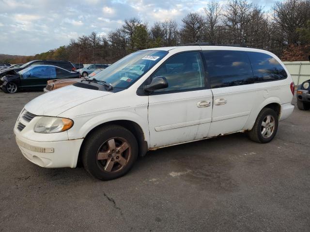 Photo 1 from auction – 2005 DODGE GRAND CARA with VIN 2D4GP44L55R239758