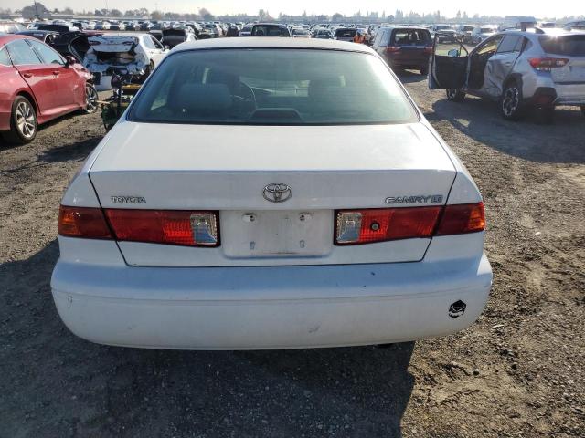 Photo 6 from auction – 2000 TOYOTA CAMRY CE with VIN JT2BG22K7Y0526855