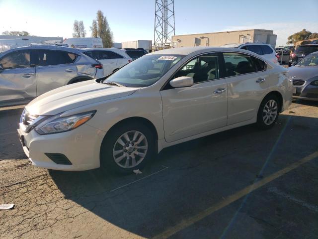 NISSAN ALTIMA 2.5 2017 with VIN 1N4AL3AP4HC265352 - Photo from auction