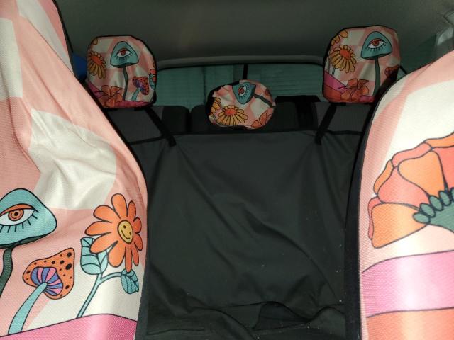 Photo 10 from auction – 2017 FORD ESCAPE SE with VIN 1FMCU0GDXHUD18959